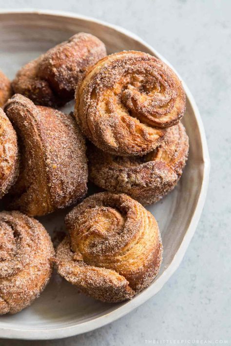 Morning Bun Recipe, Morning Buns Recipe, Cinnamon Morning Bun, Sugar Bun, Cinnamon Croissant, Baking Necessities, Cruffin Recipe, Morning Buns, Moist Bread