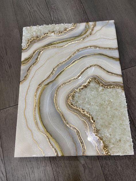 Epoxy Resin Wall Art, White And Gold Resin, Resin Geode Wall Art, Resin Geodes, Epoxy Resin Wall, Geode Painting, Resin Art Canvas, Geode Wall Art, Wall Art Resin