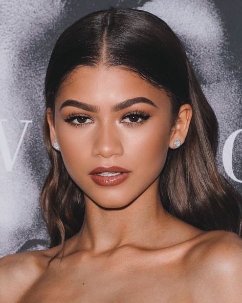 Wedding Hairstyles And Makeup, Zendaya Makeup, Hoco Makeup Looks, Makeup Tips For Brown Eyes, Day Makeup Looks, Celebrity Makeup Looks, Formal Makeup, Smink Inspiration, Fall Makeup Looks