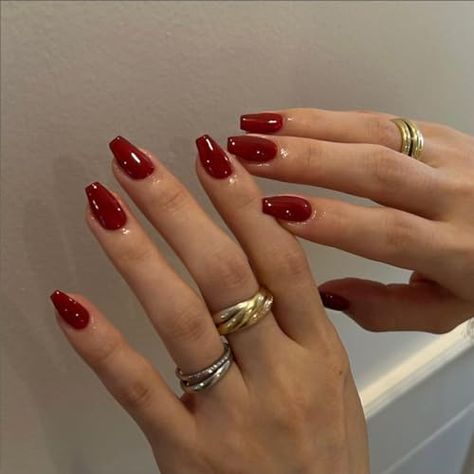 Red Nails Coffin Medium, Red Short Coffin Nails, Ballerina Nails Red, Red Ballerina Nails, Short Red Acrylic Nails, Coffin Red Nails, Short Ballerina Nails, Red Nails Square, Red Coffin Nails