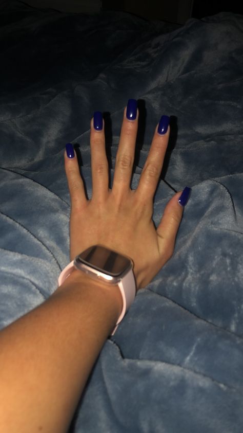 Natural length, dark blue dip powder manicure Dark Blue Round Acrylic Nails, Ink Blue Nails, Dark Blue Manicure, Navy Blue Short Nails, Dark Blue Dip Powder Nails, Dark Blue Powder Nails, Navy Blue Dip Nails, Short Navy Blue Nails, Dark Blue To Light Blue Nails