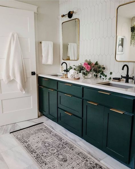 Lonny’s Instagram post: “Emerald green is the new black. 👀🌲// Design and photo by @craven_haven.” Green Cabinets Bathroom, Emerald Green Bathroom, Dark Green Bathrooms, Green Bathroom Vanity, Green Vanity, Bathroom Paint Colors, Green Cabinets, Upstairs Bathrooms, Bathroom Redo