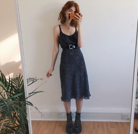 ♡ @honey_bby ♡ Grunge Fashion Outfits, Classy Clothing, Outfit Planner, Fashion Haul, Studio Photography Fashion, Beauty And Fashion, Outfit Goals, Estilo Boho, Mode Vintage