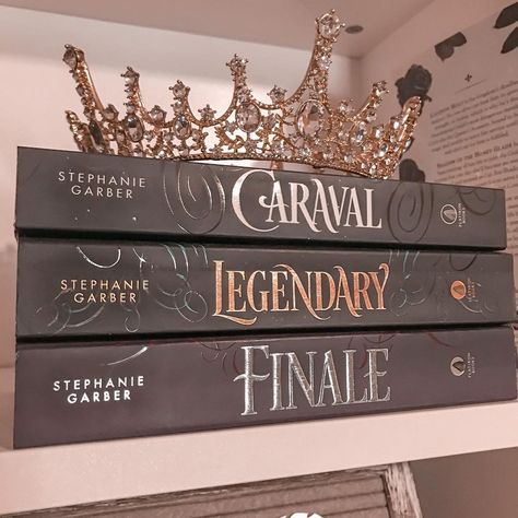 The Caraval Series, Caraval Series Aesthetic, Stephanie Garber Books, Caraval Book Aesthetic, Caraval Aesthetic, Caraval Trilogy, Mind Ya Business, Caraval Series, Caraval Book