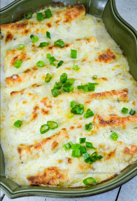 Amazing White Chicken Enchiladas with Homemade Sour Cream White Sauce--No Soup. It is easy to make and off the charts delicious! White Sauce Enchiladas, Best Enchiladas, Homemade Sour Cream, Bbq Pitmasters, White Chicken Enchiladas, White Sauce Recipes, Cream Chicken, Sour Cream Chicken, Enchilada Recipe