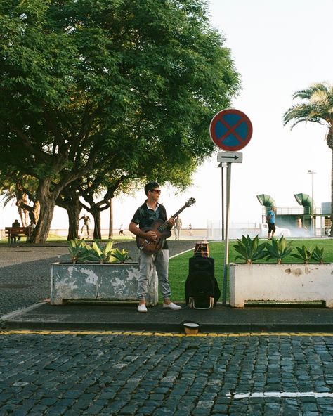 the most beautiful old town settings ✨ 📷 nikon fm2 🎞️ kodak portra 400 . . . #madewithkodak #portra400 #visitmadeira #loadfilm #35mmfilmphotography #filmphotograph #photofilmy #35mm #madeiralovers #filmforever #35mmphoto #onfilm #analogphoto #funchalcity #discovermadeira #filmwave #beautifulplacestovisit #madeirabest #ﬁlmisnotdead Draw Photo, Nikon Fm2, Kodak Portra 400, Film Photography 35mm, Funchal, Portra 400, Kodak Portra, Draw On Photos, Beautiful Places To Visit