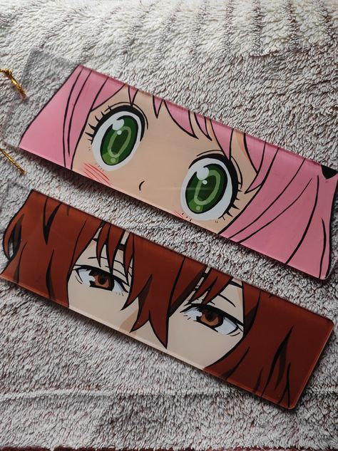 Anime glass painting, anime phonecover, anime bookmarks Dazai Bookmark, Anime Bookmarks Ideas, Manga Bookmark, Spiderman Cards, Cute Bookmark Ideas, Anime Bookmarks, Glass Art Painting, Anime Diys, Bookmarks Ideas