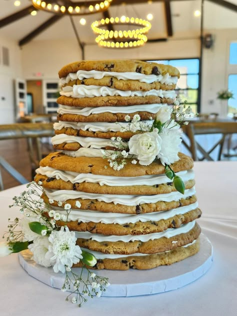 Wedding Cookie Cake, Wedding Cake Cookies, Wedding Cookie, Cookie Cakes, Future Wedding Plans, Wedding Cookies, Wedding Goals, Wedding Desserts, Wedding Wishes