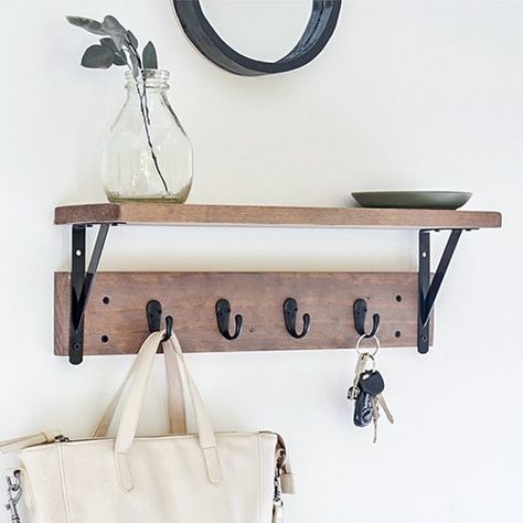 Entryway Shelf With Hooks, 2x4 Wood Projects, Diy Mason Jars, Italian Bedroom Furniture, Diy Console, Diy Console Table, Shelf With Hooks, Entryway Shelf, New Desk