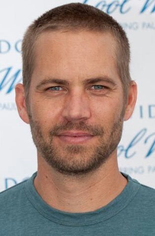 Paul Walker... Paul Walker Haircut, Cody Walker, Brian Oconner, Paul Williams, Paul Walker Pictures, Rip Paul Walker, Paul Walker Photos, Mark Harmon, Men's Hairstyle