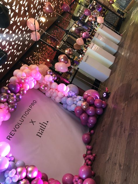 Hair Launch Party Ideas, Woman Event Ideas, Cosmetic Launch Party Ideas, Grand Opening Event Ideas Launch Party, Store Grand Opening Decor Ideas, Clothing Brand Launch Party Ideas, Grand Opening Party Ideas Decoration, Business Events Decoration, Product Launch Event Decor