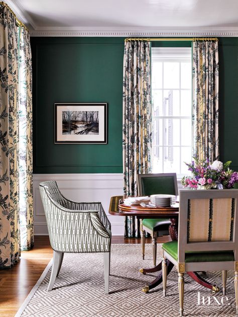 Green Wall Color, Dark Green Walls, Green Dining Room, Luxe Interiors, Graphic Design Studio, Interiors Design, Leather Dining Chairs, Mug Design, Dining Room Walls