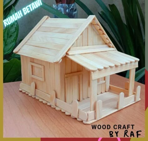 House Made Out Of Popsicle Sticks, Small Popsicle Stick House, Big Popsicle Stick Crafts, Popsicle Stick Crafts House Easy, Popsicle Stick Houses Easy, Wood Sticks Crafts, Popsicle House, Ice Cream Stick Craft, Popsicle Stick Crafts House