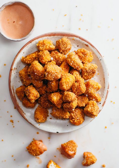 Popcorn Chicken Tofu Nuggets Best Popcorn Chicken Recipe, Homemade Popcorn Chicken, Popcorn Ideas, Vegan Popcorn, Tofu Nuggets, Popcorn Chicken Recipe, Homemade Popcorn, Nuggets Recipe, Popcorn Chicken