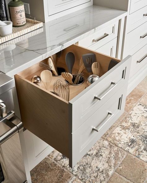 Custom kitchen utensils in a gray drawer organize the space finished with gray quartzite countertops and stainless steel appliances. Utensils Organization Ideas, Kitchen Utensil Drawer, Utensil Organization, Kitchen Inspiration Design, Kitchen Room Design, Transitional Kitchen, Pantry Design, Kitchen Drawers, Kitchen Cabinet Design