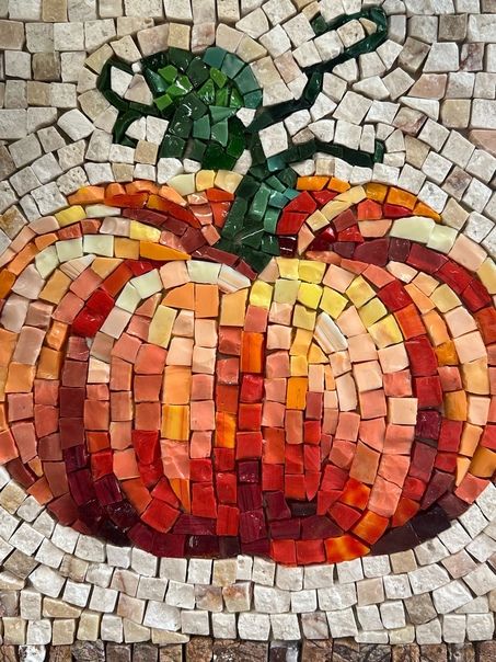 Mosaic Fall Leaves, Fall Mosaic Art, Mosaic Pumpkin, Smalti Mosaic, Tree Mosaic, Mosaic Animals, Mosaic Tile Art, Mosaic Murals, Glass Mosaic Art