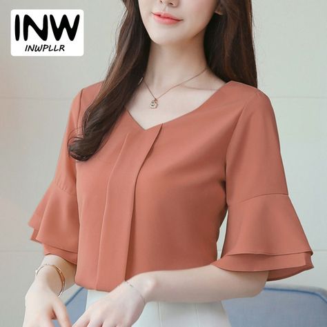 Ladies Shirts Casual, Summer Chiffon Blouse, Work Wear Office, Outfit Essentials, Chiffon Shirt Blouse, Flared Sleeves Top, Chiffon Shirt, Chiffon Blouse, Blouse Vintage