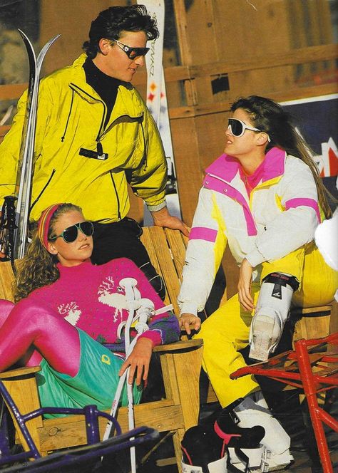 90s Skiing Aesthetic, 1980s Ski Fashion, Retro Apres Ski Outfit, 80s Skiing Outfit, Apres Ski 80s, 80s Ski Gear, 80s Apres Ski, Apres Ski Vintage, Retro Ski Outfit