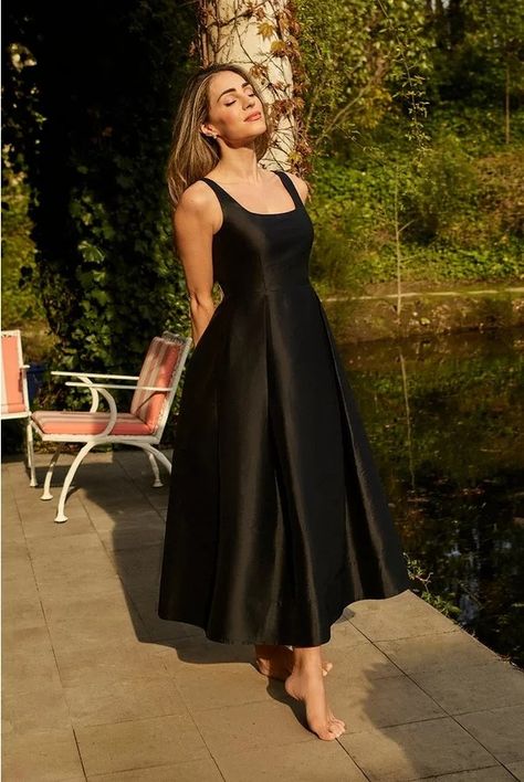 New In | Karen Millen Women Wedding Dress Guest, Long Dress Old Money, Cute Dress For Wedding Guest, Summer Dresses Elegant, Black Jacquard Dress, Wedding Guest Dress Vintage, Concert Dress Classical, Formal Classy Outfits For Women, Clothes For Graduation Outfit