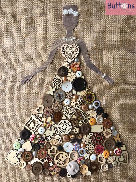 Rustic Button Dress. I used a combination of vintage style buttons, wooden embellishments and pearls to create the dress. Things To Make With Old Buttons, Decorating With Buttons, Button Pictures Ideas, Buttons Crafts Ideas, Button Crafts For Adults, Button Art Ideas, Crafts With Buttons, Button Collage, Diy Button Crafts