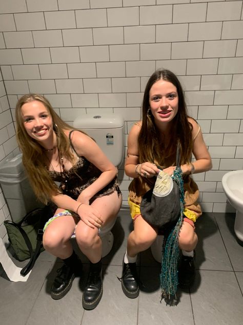 Toilet Photoshoot, Ladies Restroom, Ladies Toilet, Wet Lips, Goth Steampunk, Female Pose, Type Shi, Female Pose Reference, Girls Together