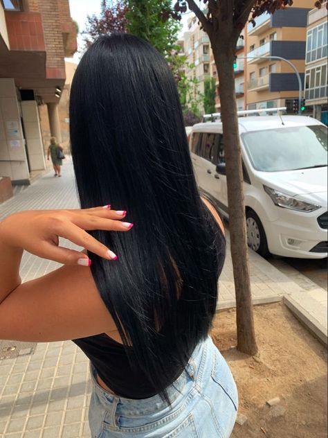 Black hair Hey Black Hair, Black Hair On Brown Skin, Straight Jet Black Hair, Jet Black Straight Hair, Black Hair Tan Skin, Long Jet Black Hair, All Black Hair, Matte Black Hair, Jet Black Hair Dye