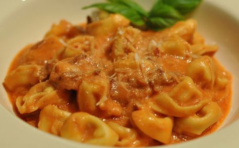 Tortellini in Pancetta Vodka Sauce Tortellini Vodka Sauce Recipes, Vodka Sauce Tortellini, Tortellini With Vodka Sauce, Cooking London Broil, Vodka Sauce Recipe, Cooking Whole Chicken, Cooking Panda, 30 Min Meals, Chicken Tortellini