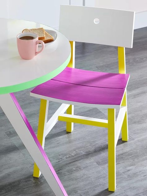 Painted Furniture Ideas, Paint Upholstery, Painting Wood Furniture, Painted Fabric, Dressers Makeover, Interior Design Color, Patio Tables, Tables And Chairs, Stylish Tables