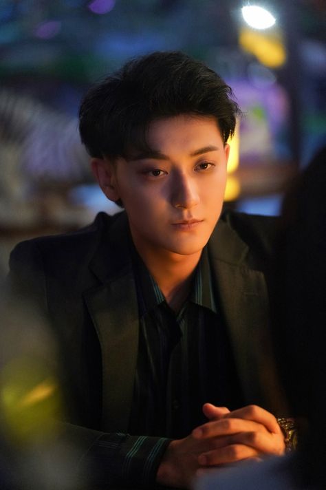 Z Tao, Tao, Romance