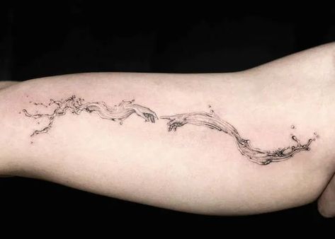 56 Elegant Water Tattoos With Meaning - Our Mindful Life Water Drop Tattoo Ideas, Water Wrap Tattoo, Black And White Water Tattoo, Water Tattoo Black And White, Flow Like Water Tattoo, Water Bending Tattoo, Realistic Water Tattoo, Water Woman Tattoo, Woman In Water Tattoo