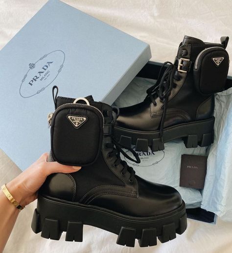 Amazing pair! @oriannevarsha #PRADA click link in Bio Prada Combat Boots, Prada Outfits, Prada Monolith, Boots Shoes Women, Womens Designer Boots, Bvlgari Bags, Chloe Bag, Prada Shoes, Dream Shoes