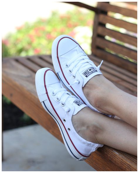 I LOVE my Shoreline Converse! They stayed tied like this, and are very comfy! I suggest ordering 1/2 a size down. All White Shoes, Converse Style Women, White Converse Shoes, Converse Shoreline, Converse Slip On, Converse Outfits, Sneaker Outfits, Sneaker Trend, Wedding Sneakers