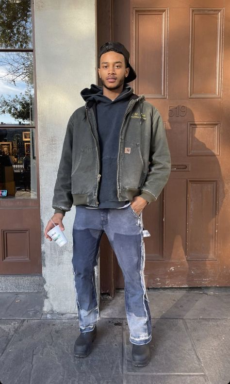 Carhartt Mens Streetwear, Men’s Carhartt Style, Mens Cold Weather Outfits, Carhartt Coat Outfit, Vintage Carhartt Jacket Outfit, Carhartt Jacket Outfit Men, Atl Fits, Carhartt Outfit Men, Carhartt Mens Fashion