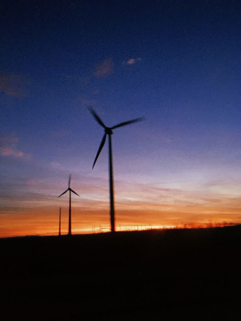 Windmills Aesthetic, Windmill Aesthetic, Tanay Rizal, School Study Ideas, Study Ideas, Aesthetic Sunset, School Study, Song Playlist, Car Ride