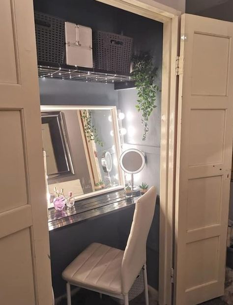 A woman has revealed how she transformed a cupboard in her hallway into a "glam station" Glam Station, Hallway Cupboards, Cupboard Ideas, Make A Closet, Hall Cupboard, Closet Vanity, Beauty Station, Makeup Area, Ikea Home