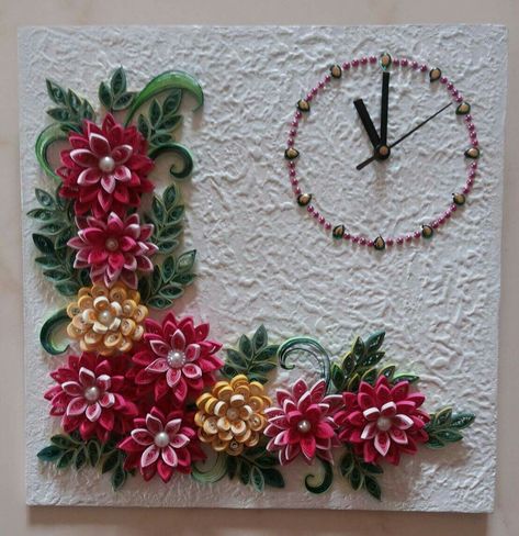 2 Beautiful Paper Flower Wall Hanging / Paper ... Clock Paper Craft, Sospeso Art, Quilling Clock, Clay Clock, Quilling Frames, Quilling Photo Frames, Flowers Board, Wall Hanging Paper Craft, Hanging Paper Craft