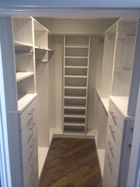 Small Closets Tips and Tricks                                                                                                                                                     More Closet Redo, Walking Closet, Walk In Closet Design, Closet Renovation, Smart Tiles, Closet Layout, Closet Remodel, Bathroom Closet, Small Closets