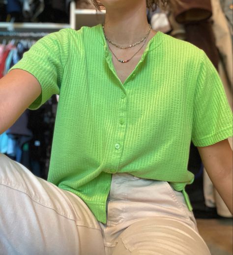 Lime green blouse outift. Lime Green Shirt Outfit, Lime Green Outfit, Lime Green Outfits, Green Shirt Outfits, Lime Green Blouse, Color Wheel Projects, Lime Green Shirts, Lime Green Sweater, Preppy Outfit