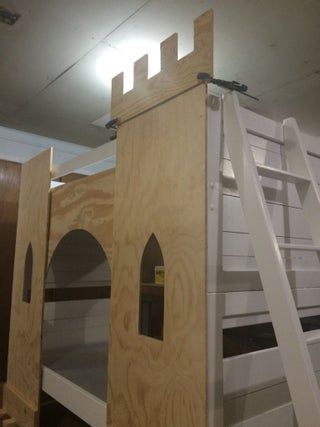 Princess Castle Loft Bed, Castle Loft Bed Diy, Princess Castle Bunk Beds, Bunk Bed Castle, Diy Castle Bed, Diy Princess Bed, Fun Kids Beds, Castle Loft Bed, Castle Bedroom Kids