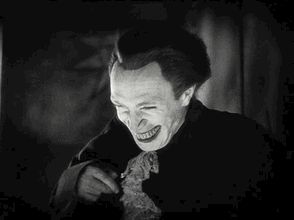 wOHT2jU.gif (294×220) Terrifying Movies, Old Horror, Conrad Veidt, The Man Who Laughs, Film Horror, Best Horror Movies, Film Grab, Classic Horror Movies, Best Horrors