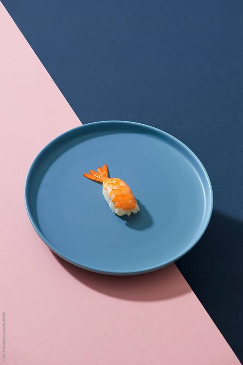 Shrimp Nigiri, Kinfolk Style, Shrimp Sushi, Background Traditional, Japanese Food Illustration, Nigiri Sushi, Sushi Design, Food Product, Product Shots