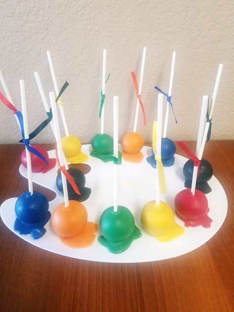 Paint Cake Pops, Painting Cake, Artistic Food, Dessert Design, Cake Pop Displays, Cake Pop Designs, Holiday Party Themes, Cake Pop Recipe, Painted Cakes