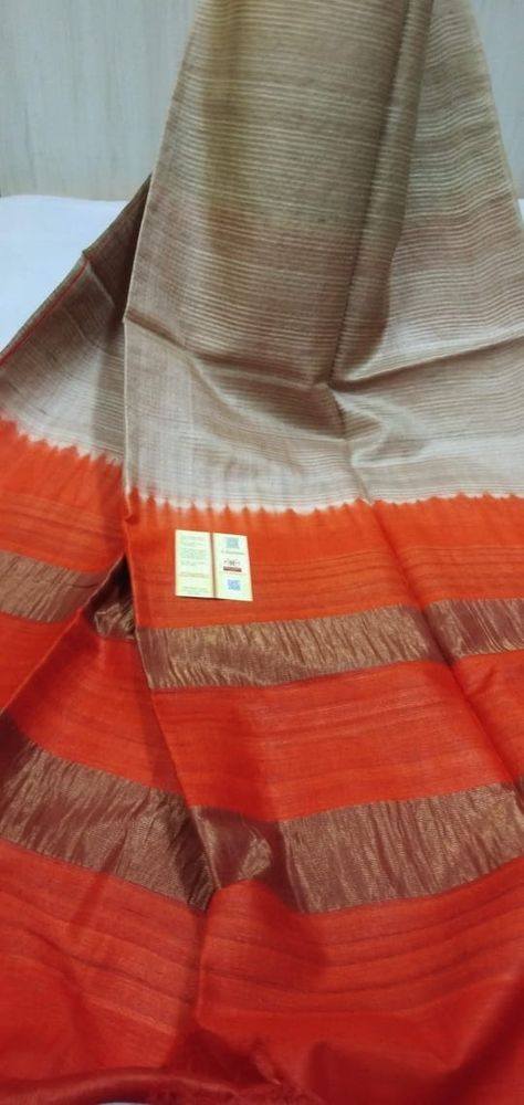 Pure Tussar ghicha silk stipe body saree Ghicha Silk Saree, Ghicha Tussar Silk Saree, Tussar Saree Blouse Designs, Pure Tussar Silk Saree, Tussar Silk Sarees, Cotton Saree Designs, Designer Silk Sarees, Contrast Blouse, Tussar Silk Saree