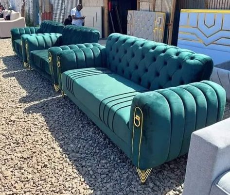 3 In 1 Sofa Chair, Luxury Living Room Sofa Design, 3+2 Sofa Set Designs, Set Of Chairs For Living Room, Trending Sofa Designs, Sofa Color Combination Living Rooms, Small Sofa Living Room, Latest Sofa Set Designs, Bedroom Design On A Budget