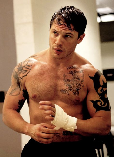 Tom Hardy Body, Tom Hardy Workout, Tom Hardy Warrior, Warrior 2011, Bryan Callen, Dh Lawrence, Tom Hardy Photos, Tinker Tailor Soldier Spy, Joel Edgerton