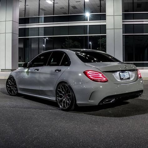 Mercedes C Class Amg, Chrysler 300 Custom, Honda Hatchback, Mercedes Benz Suv, Mercedes C180, Mercedes Benz C180, Mercedes Benz World, Black Mercedes Benz, Mercedes C63 Amg