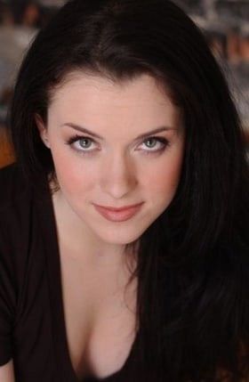 Ashlynn Yennie Ashlynn Yennie, Recent Movies, Greenish Blue, A Name, Horror Films, Green Eyes, Actors & Actresses, Interview, Hollywood