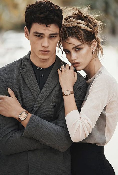 Carefree, piecey hair (Luna Bijl for Emporio Armani SS 2016 by Lachlan Bailey) Fotografi Fesyen, Fashion Editorial Couple, Fashion Fotografie, Editorial Vogue, Couples Modeling, Couple Style, Shotting Photo, Pensacola Florida, Photographie Portrait Inspiration