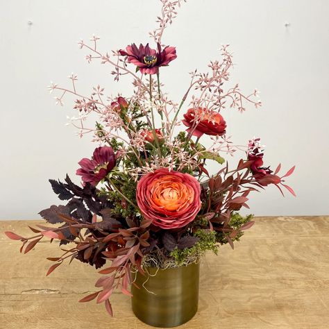 Shop this stunning Autumnal Mood collection in-store & online 🍂🍁 Fall never looked so luxurious 💙 #falldecor #falldecorating #fallfeels #shopsmall Small Fall Flower Arrangements, Fall Floral Centerpieces For Table, Small Fall Floral Arrangements, Fall Flower Arrangements Centerpieces, Dark Floral Arrangements, Fall Center Pieces, Flower Arrangements Fall, Fall Flower Centerpieces, Design Classroom