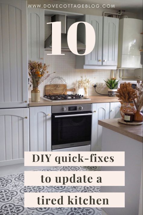 Dc Fix Kitchen, Kitchen Worktop Makeover, Paint Cupboards, Vinyl Wrap Kitchen, Kitchen Tile Diy, Diy Kitchen Cupboards, Cupboard Makeover, Ugly Kitchen, White Kitchen Appliances